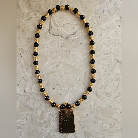 24kt GP Beaded Necklace with Gold Plated Pendant - Picture 2 of 7